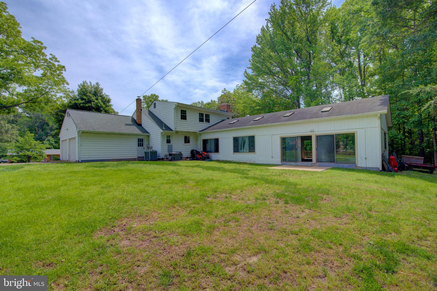 8406 CEDAR LN, KING GEORGE, Virginia 22485, 4 Bedrooms Bedrooms, ,4 BathroomsBathrooms,Residential,For sale,8406 CEDAR LN,VAKG2006420 MLS # VAKG2006420