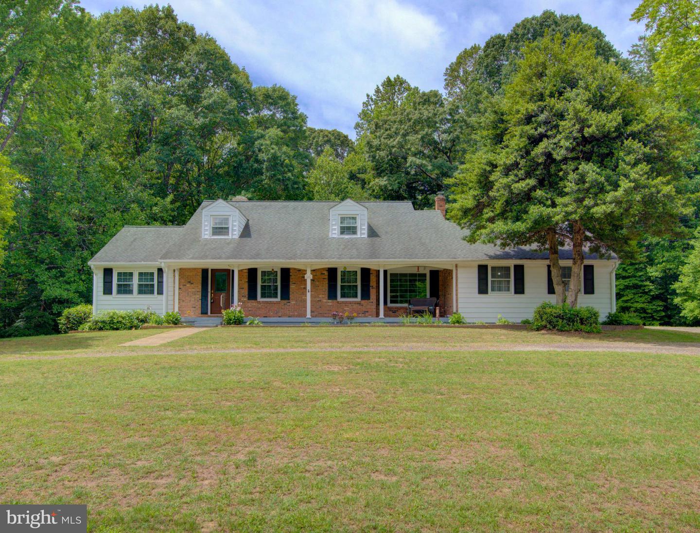8406 CEDAR LN, KING GEORGE, Virginia 22485, 4 Bedrooms Bedrooms, ,4 BathroomsBathrooms,Residential,For sale,8406 CEDAR LN,VAKG2006420 MLS # VAKG2006420