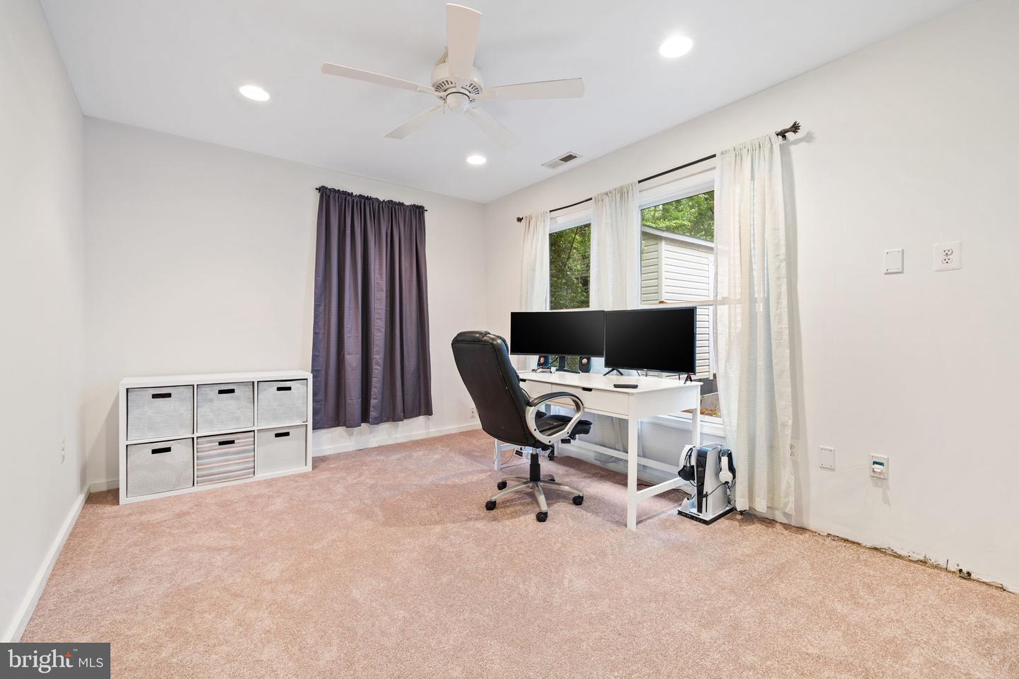 201 HARTLAKE DR, FREDERICKSBURG, Virginia 22406, 4 Bedrooms Bedrooms, ,2 BathroomsBathrooms,Residential,For sale,201 HARTLAKE DR,VAST2038788 MLS # VAST2038788