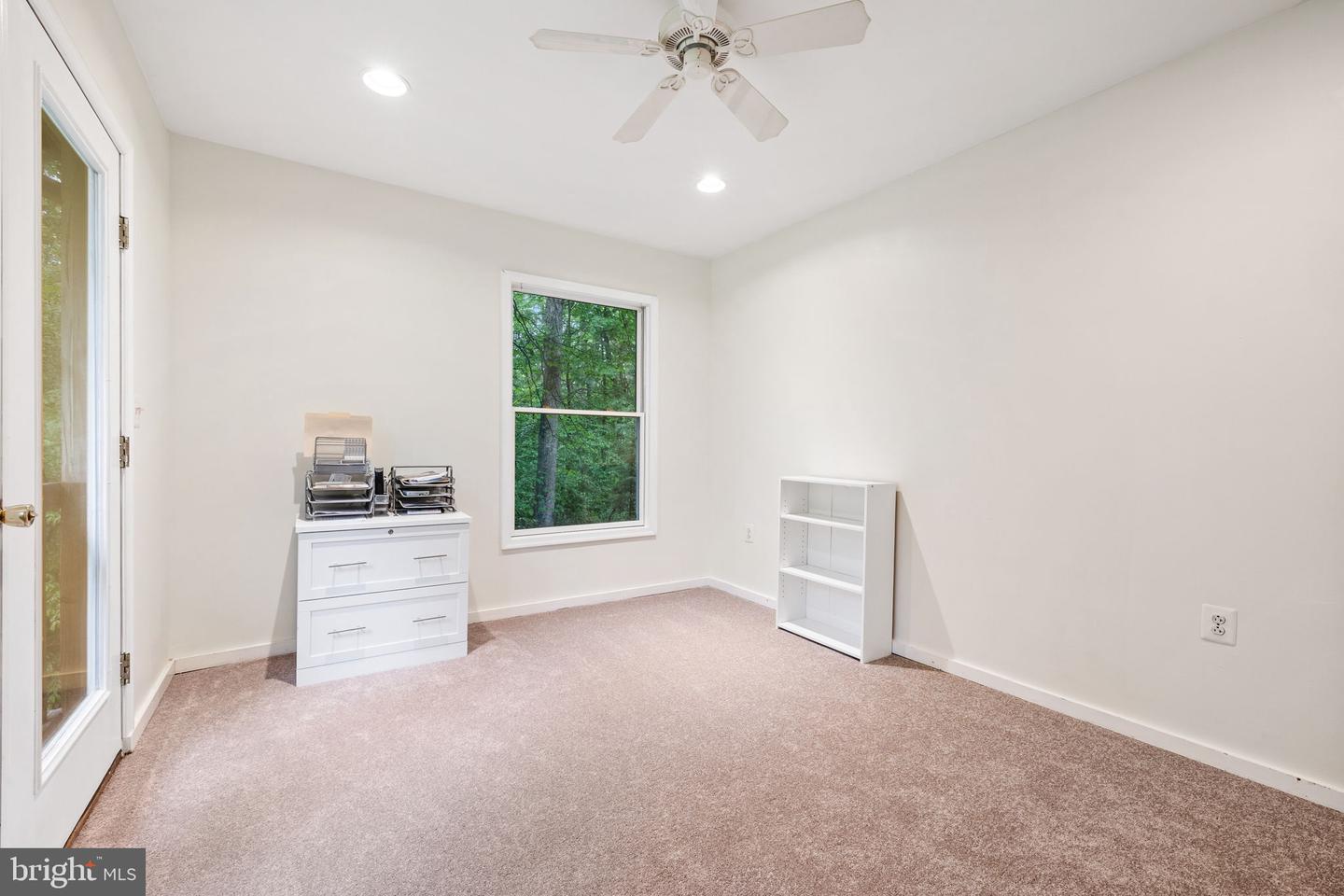 201 HARTLAKE DR, FREDERICKSBURG, Virginia 22406, 4 Bedrooms Bedrooms, ,2 BathroomsBathrooms,Residential,For sale,201 HARTLAKE DR,VAST2038788 MLS # VAST2038788