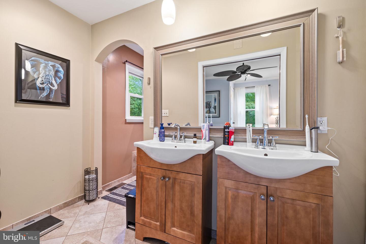 201 HARTLAKE DR, FREDERICKSBURG, Virginia 22406, 4 Bedrooms Bedrooms, ,2 BathroomsBathrooms,Residential,For sale,201 HARTLAKE DR,VAST2038788 MLS # VAST2038788
