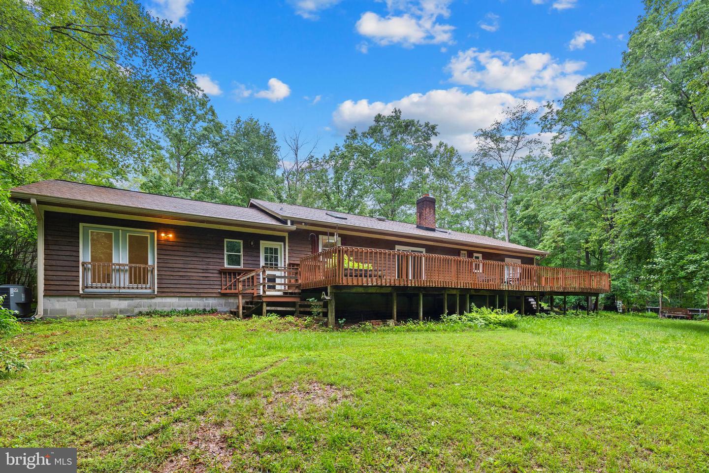 201 HARTLAKE DR, FREDERICKSBURG, Virginia 22406, 4 Bedrooms Bedrooms, ,2 BathroomsBathrooms,Residential,For sale,201 HARTLAKE DR,VAST2038788 MLS # VAST2038788