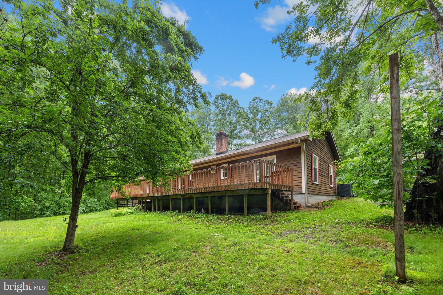 201 HARTLAKE DR, FREDERICKSBURG, Virginia 22406, 4 Bedrooms Bedrooms, ,2 BathroomsBathrooms,Residential,For sale,201 HARTLAKE DR,VAST2038788 MLS # VAST2038788