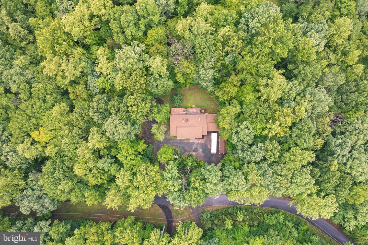 201 HARTLAKE DR, FREDERICKSBURG, Virginia 22406, 4 Bedrooms Bedrooms, ,2 BathroomsBathrooms,Residential,For sale,201 HARTLAKE DR,VAST2038788 MLS # VAST2038788