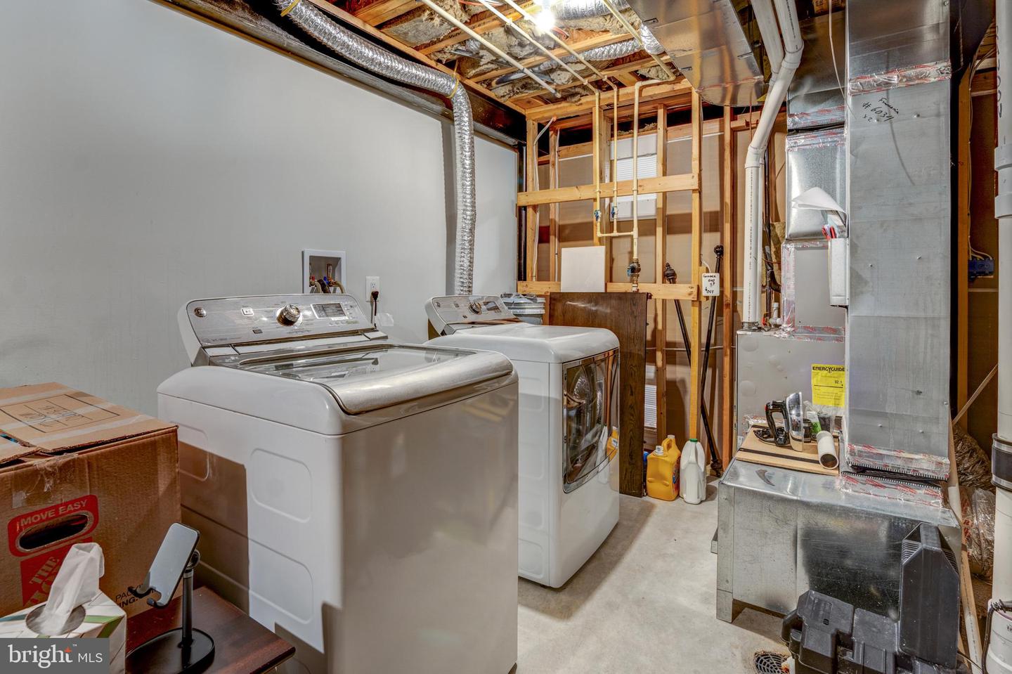 6034 FRANCONIA RD, ALEXANDRIA, Virginia 22310, 5 Bedrooms Bedrooms, ,3 BathroomsBathrooms,Residential,For sale,6034 FRANCONIA RD,VAFX2240768 MLS # VAFX2240768