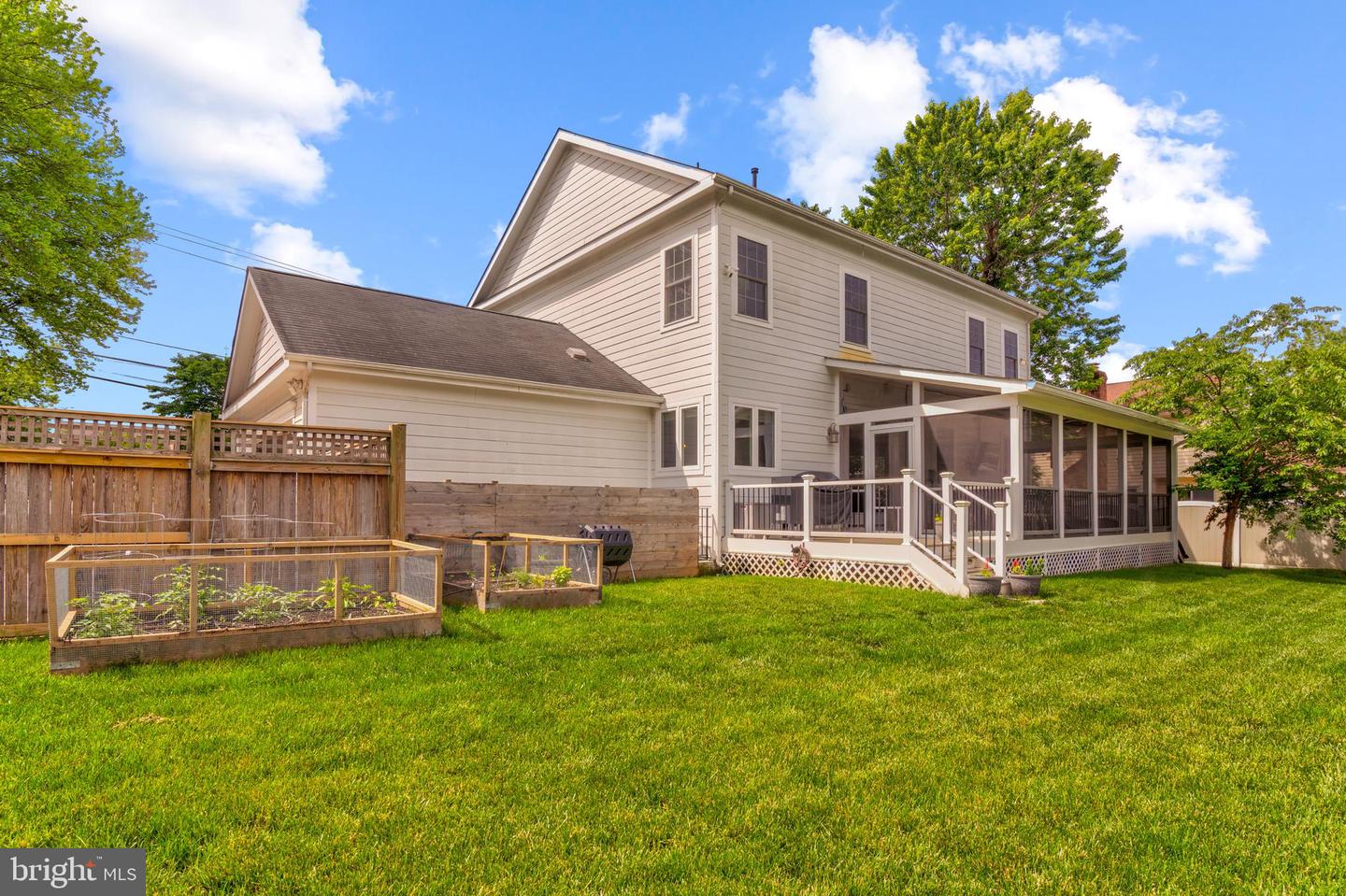 6034 FRANCONIA RD, ALEXANDRIA, Virginia 22310, 5 Bedrooms Bedrooms, ,3 BathroomsBathrooms,Residential,For sale,6034 FRANCONIA RD,VAFX2240768 MLS # VAFX2240768