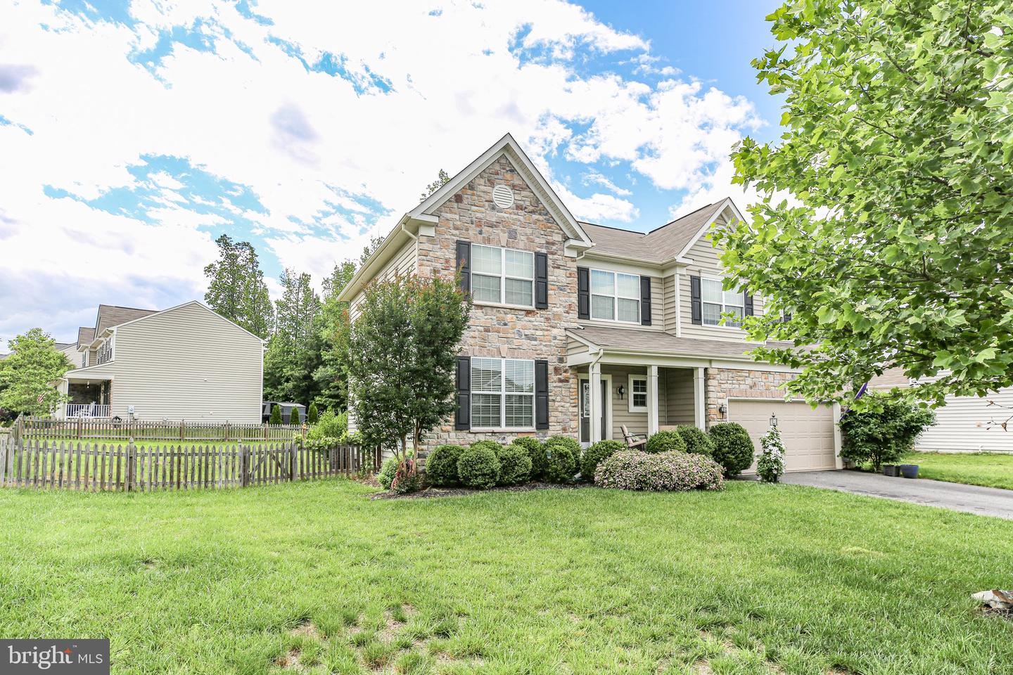 1 CROVO LN, FREDERICKSBURG, Virginia 22405, 4 Bedrooms Bedrooms, ,3 BathroomsBathrooms,Residential,For sale,1 CROVO LN,VAST2038810 MLS # VAST2038810