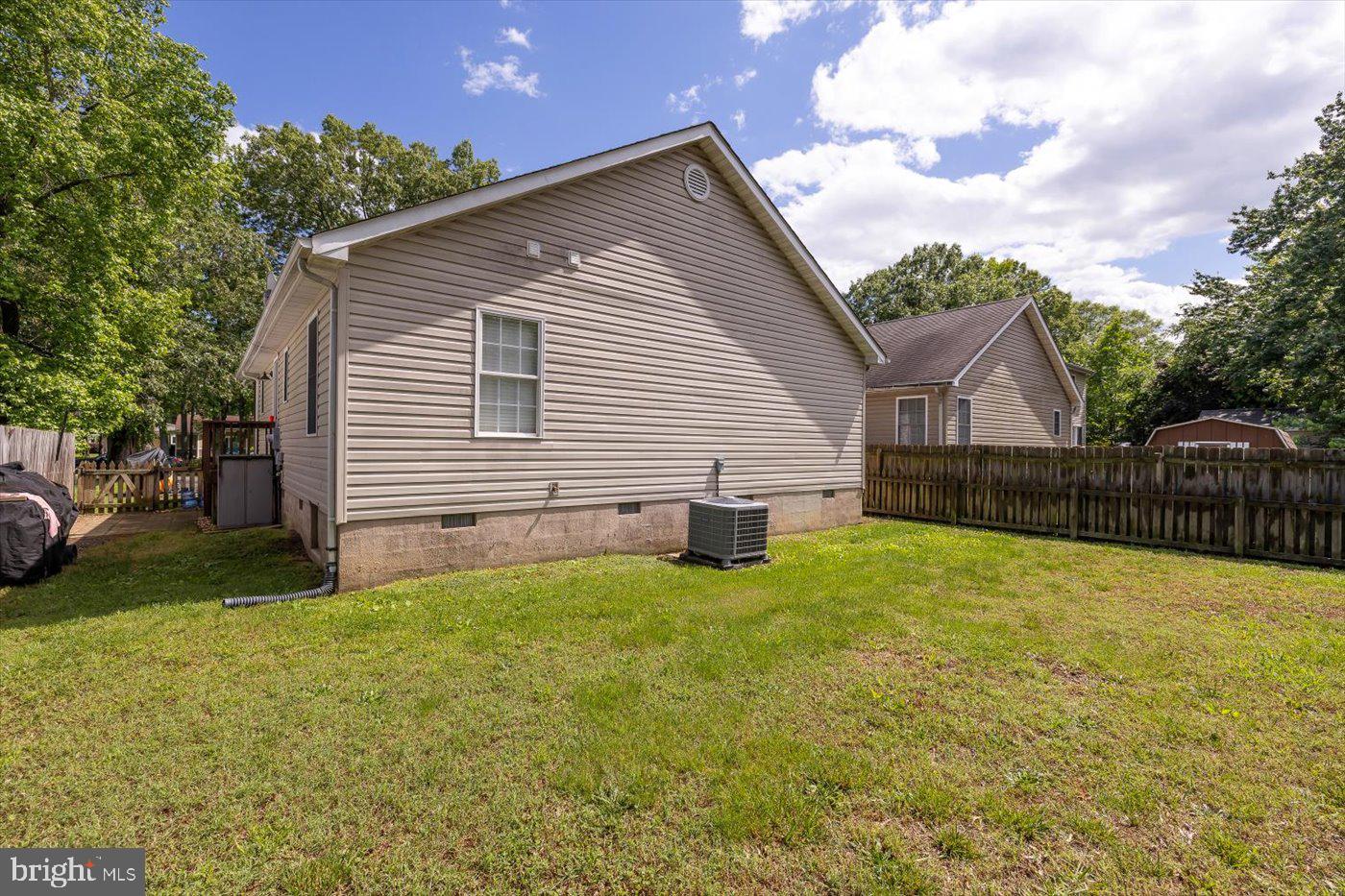 309 6TH ST, COLONIAL BEACH, Virginia 22443, 3 Bedrooms Bedrooms, ,2 BathroomsBathrooms,Residential,For sale,309 6TH ST,VAWE2008876 MLS # VAWE2008876