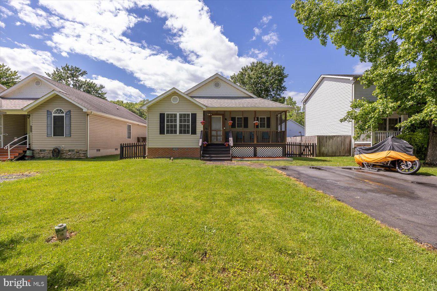 309 6TH ST, COLONIAL BEACH, Virginia 22443, 3 Bedrooms Bedrooms, ,2 BathroomsBathrooms,Residential,For sale,309 6TH ST,VAWE2008876 MLS # VAWE2008876