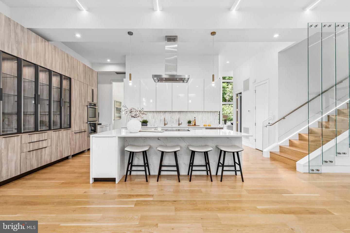 3554 MILITARY RD, ARLINGTON, Virginia 22207, 6 Bedrooms Bedrooms, ,7 BathroomsBathrooms,Residential,For sale,3554 MILITARY RD,VAAR2057328 MLS # VAAR2057328