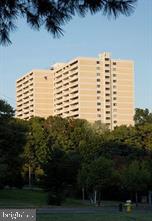 6101 EDSALL RD #702, ALEXANDRIA, Virginia 22304, 2 Bedrooms Bedrooms, ,2 BathroomsBathrooms,Residential,For sale,6101 EDSALL RD #702,VAAX2045222 MLS # VAAX2045222