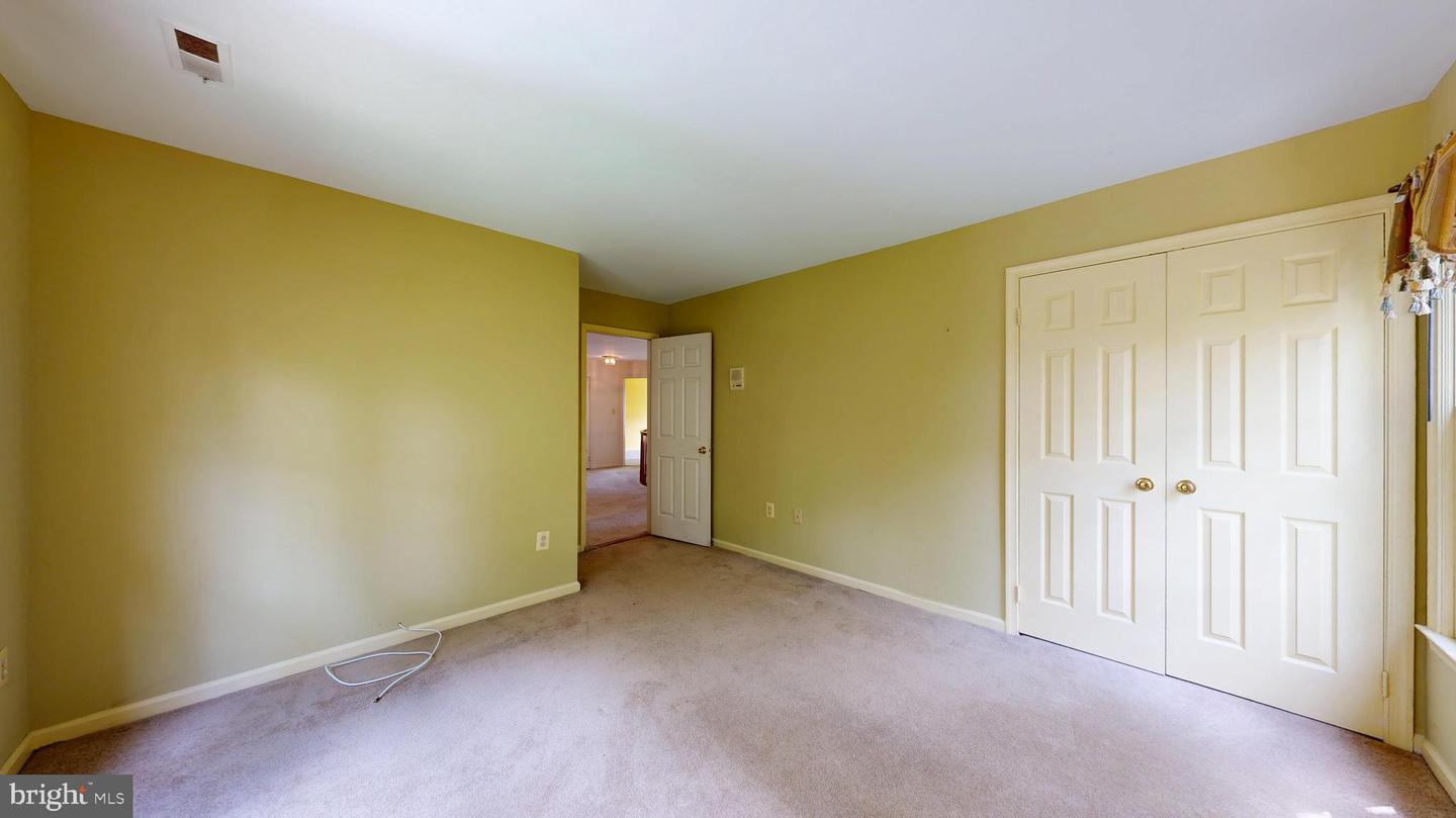 13019 BANKFOOT CT, HERNDON, Virginia 20171, 4 Bedrooms Bedrooms, ,3 BathroomsBathrooms,Residential,For sale,13019 BANKFOOT CT,VAFX2240202 MLS # VAFX2240202