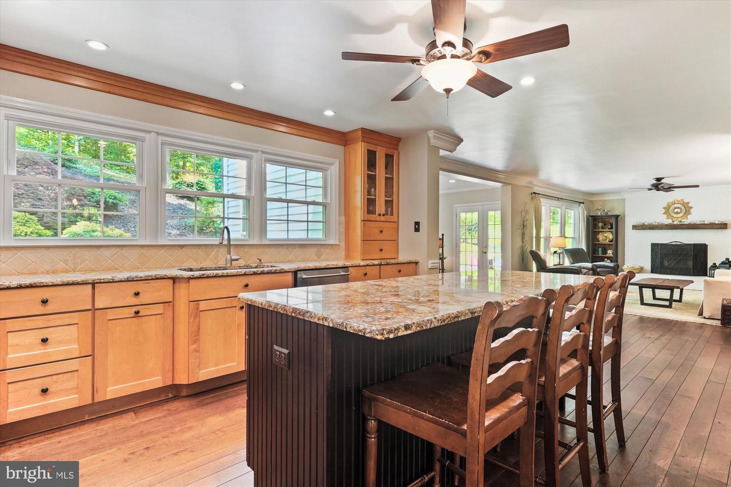 6521 COMMONWEALTH CT, MANASSAS, Virginia 20112, 4 Bedrooms Bedrooms, ,3 BathroomsBathrooms,Residential,For sale,6521 COMMONWEALTH CT,VAPW2094660 MLS # VAPW2094660