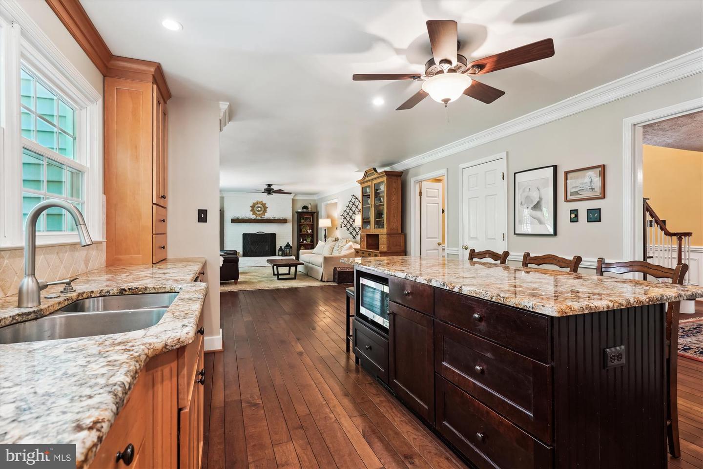 6521 COMMONWEALTH CT, MANASSAS, Virginia 20112, 4 Bedrooms Bedrooms, ,3 BathroomsBathrooms,Residential,For sale,6521 COMMONWEALTH CT,VAPW2094660 MLS # VAPW2094660