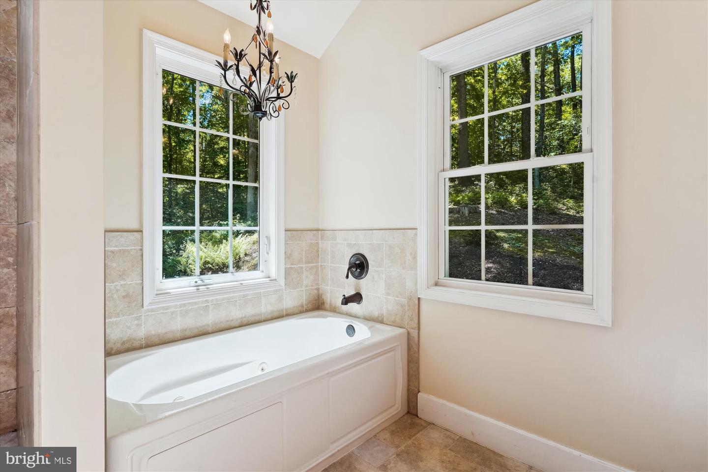 6521 COMMONWEALTH CT, MANASSAS, Virginia 20112, 4 Bedrooms Bedrooms, ,3 BathroomsBathrooms,Residential,For sale,6521 COMMONWEALTH CT,VAPW2094660 MLS # VAPW2094660