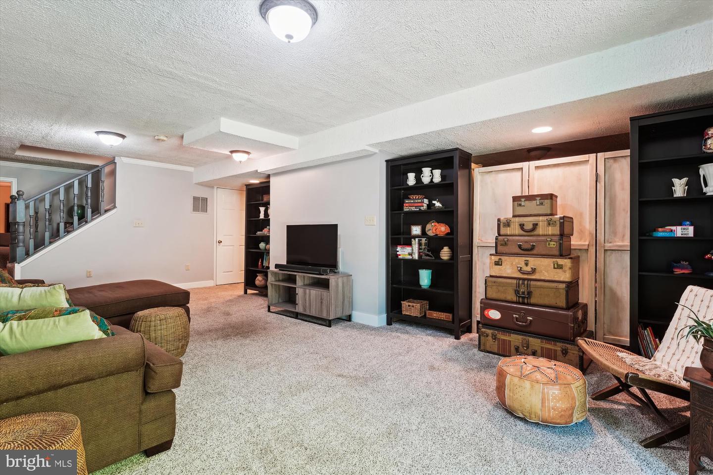 6521 COMMONWEALTH CT, MANASSAS, Virginia 20112, 4 Bedrooms Bedrooms, ,3 BathroomsBathrooms,Residential,For sale,6521 COMMONWEALTH CT,VAPW2094660 MLS # VAPW2094660