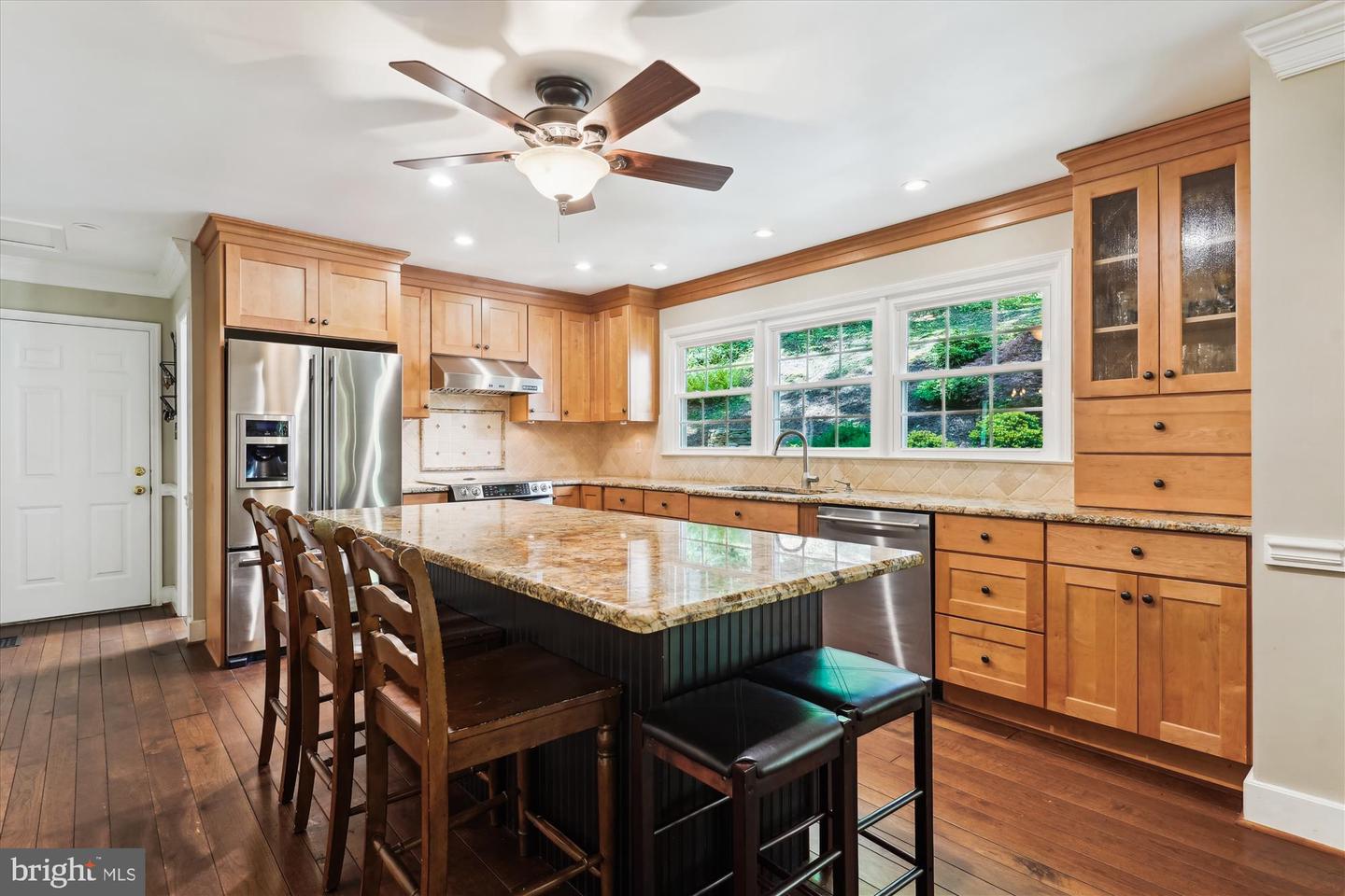6521 COMMONWEALTH CT, MANASSAS, Virginia 20112, 4 Bedrooms Bedrooms, ,3 BathroomsBathrooms,Residential,For sale,6521 COMMONWEALTH CT,VAPW2094660 MLS # VAPW2094660