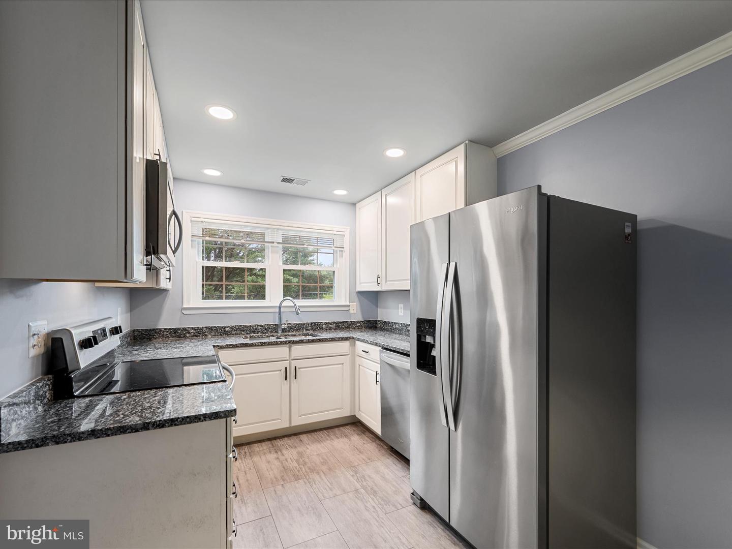 1110 HUNTMASTER TER NE #302, LEESBURG, Virginia 20176, 2 Bedrooms Bedrooms, ,1 BathroomBathrooms,Residential,For sale,1110 HUNTMASTER TER NE #302,VALO2096454 MLS # VALO2096454