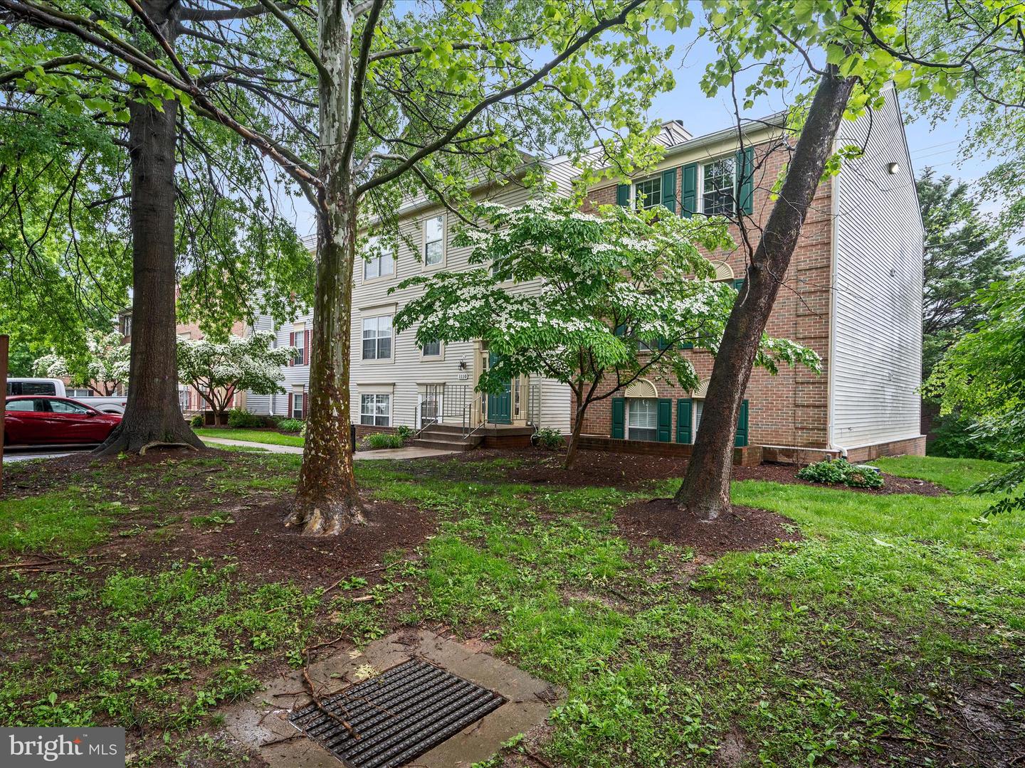 1110 HUNTMASTER TER NE #302, LEESBURG, Virginia 20176, 2 Bedrooms Bedrooms, ,1 BathroomBathrooms,Residential,For sale,1110 HUNTMASTER TER NE #302,VALO2096454 MLS # VALO2096454