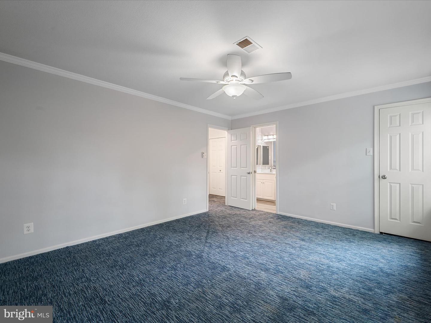 1110 HUNTMASTER TER NE #302, LEESBURG, Virginia 20176, 2 Bedrooms Bedrooms, ,1 BathroomBathrooms,Residential,For sale,1110 HUNTMASTER TER NE #302,VALO2096454 MLS # VALO2096454