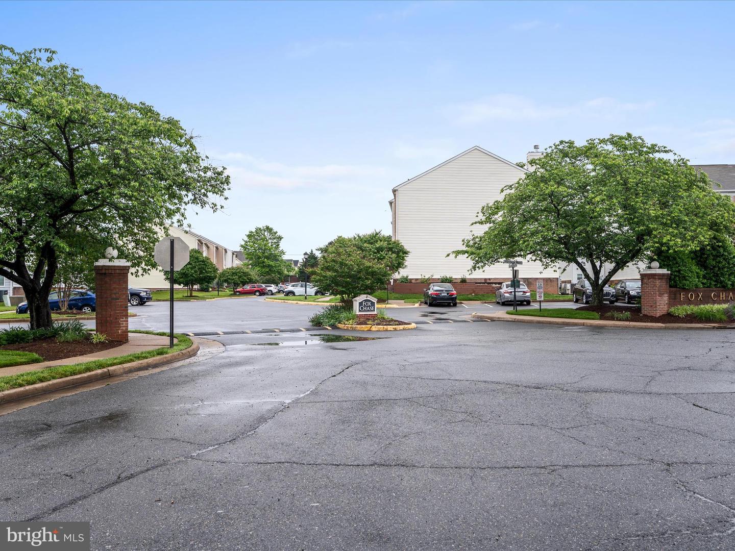 1110 HUNTMASTER TER NE #302, LEESBURG, Virginia 20176, 2 Bedrooms Bedrooms, ,1 BathroomBathrooms,Residential,For sale,1110 HUNTMASTER TER NE #302,VALO2096454 MLS # VALO2096454
