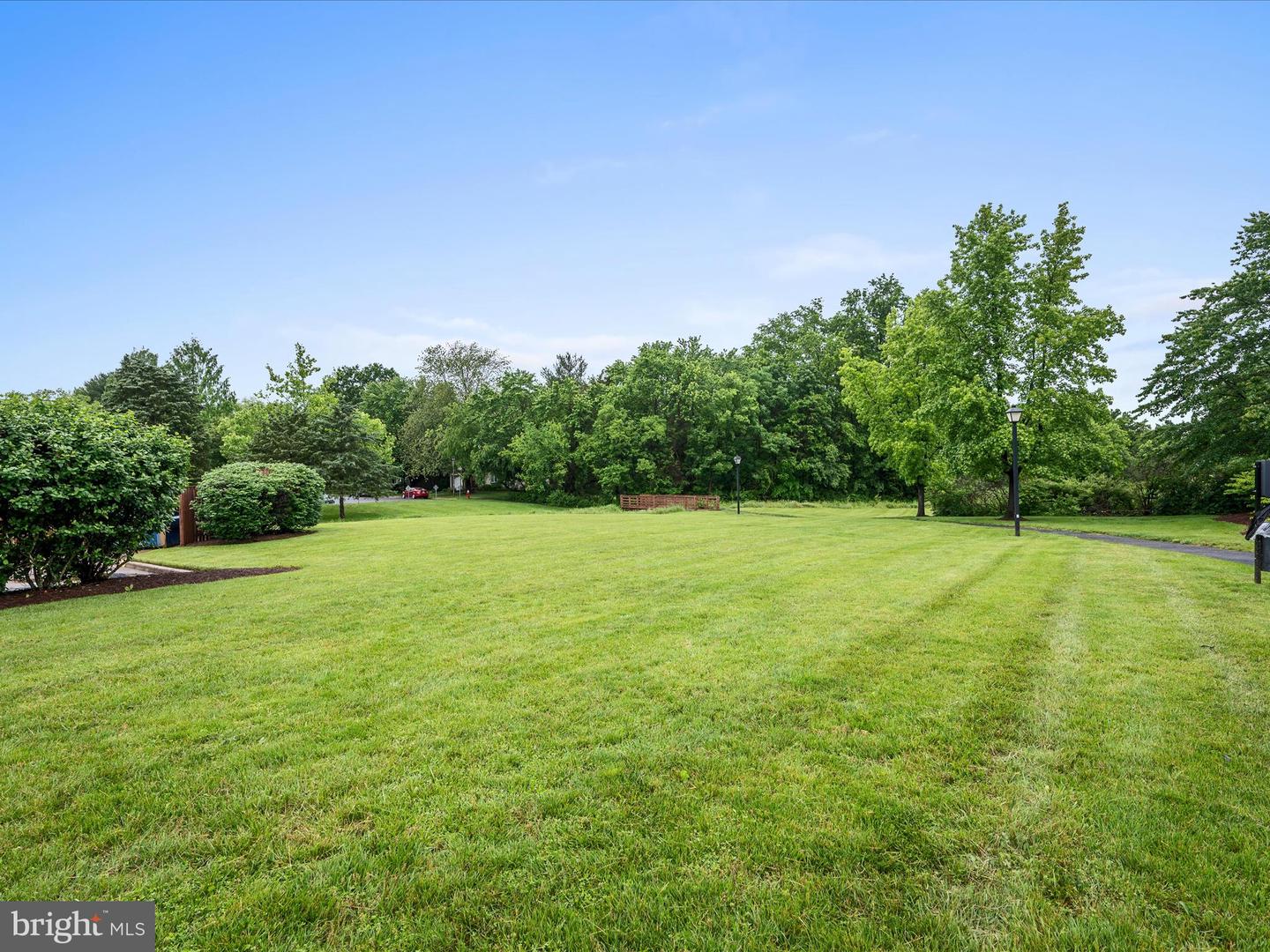 1110 HUNTMASTER TER NE #302, LEESBURG, Virginia 20176, 2 Bedrooms Bedrooms, ,1 BathroomBathrooms,Residential,For sale,1110 HUNTMASTER TER NE #302,VALO2096454 MLS # VALO2096454