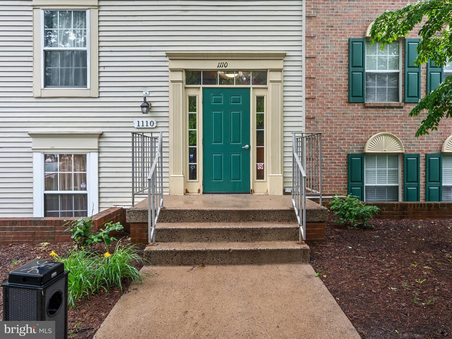1110 HUNTMASTER TER NE #302, LEESBURG, Virginia 20176, 2 Bedrooms Bedrooms, ,1 BathroomBathrooms,Residential,For sale,1110 HUNTMASTER TER NE #302,VALO2096454 MLS # VALO2096454