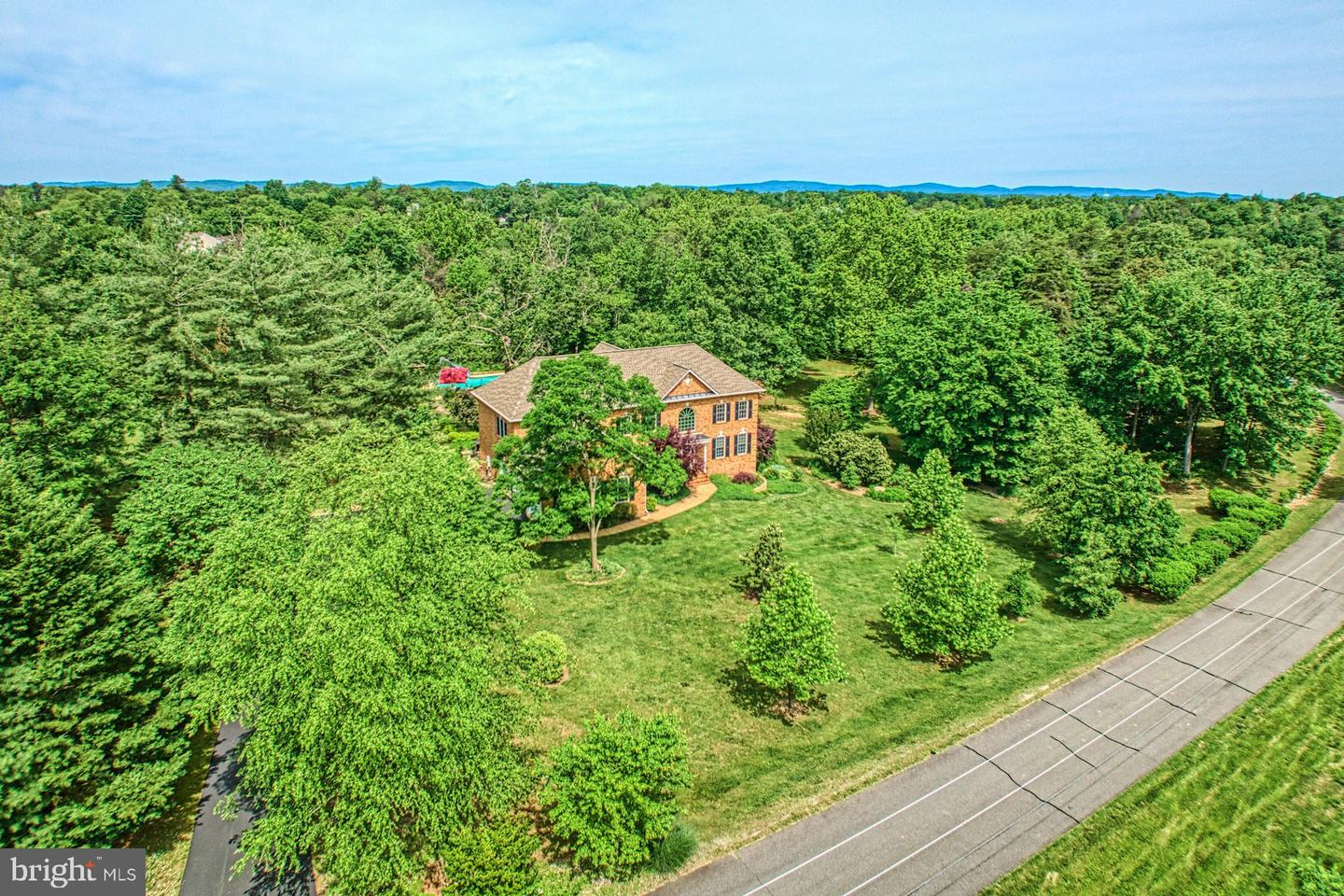 9346 BOLEY PL, NOKESVILLE, Virginia 20181, 5 Bedrooms Bedrooms, ,4 BathroomsBathrooms,Residential,For sale,9346 BOLEY PL,VAPW2094728 MLS # VAPW2094728