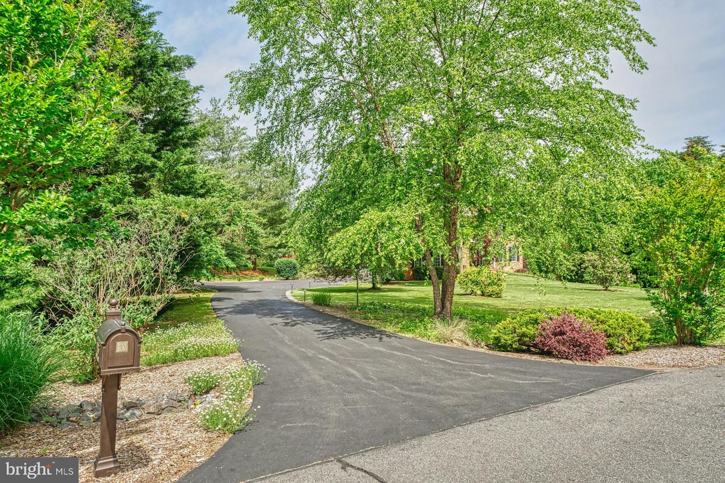 9346 BOLEY PL, NOKESVILLE, Virginia 20181, 5 Bedrooms Bedrooms, ,4 BathroomsBathrooms,Residential,For sale,9346 BOLEY PL,VAPW2094728 MLS # VAPW2094728