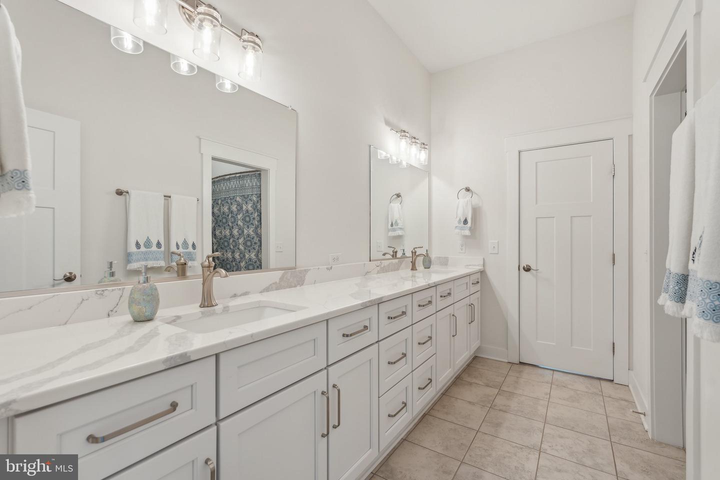 11206 PRESWICK LN, SPOTSYLVANIA, Virginia 22551, 8 Bedrooms Bedrooms, ,5 BathroomsBathrooms,Residential,For sale,11206 PRESWICK LN,VASP2033158 MLS # VASP2033158