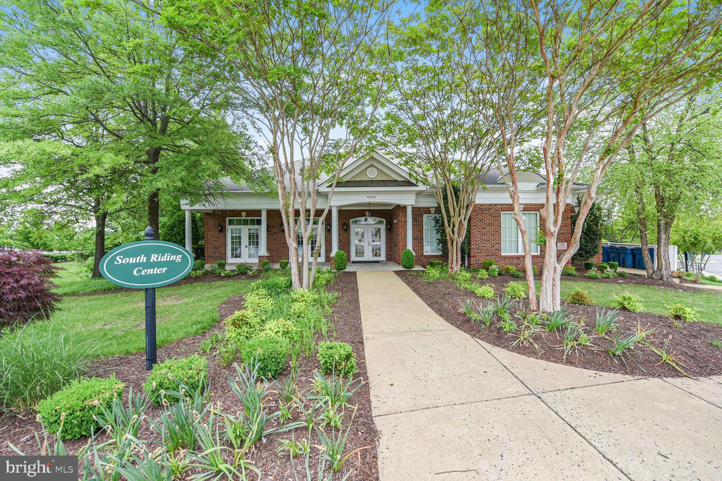 25122 OMAHA TER, CHANTILLY, Virginia 20152, 3 Bedrooms Bedrooms, ,3 BathroomsBathrooms,Residential,For sale,25122 OMAHA TER,VALO2096570 MLS # VALO2096570