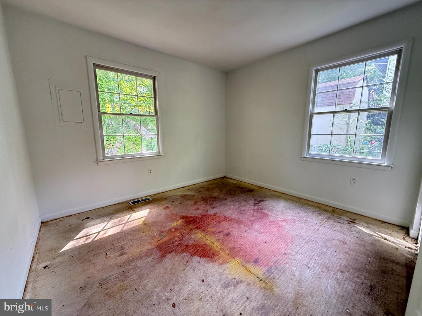 12909 COHASSET LN, WOODBRIDGE, Virginia 22192, 3 Bedrooms Bedrooms, ,2 BathroomsBathrooms,Residential,For sale,12909 COHASSET LN,VAPW2094806 MLS # VAPW2094806