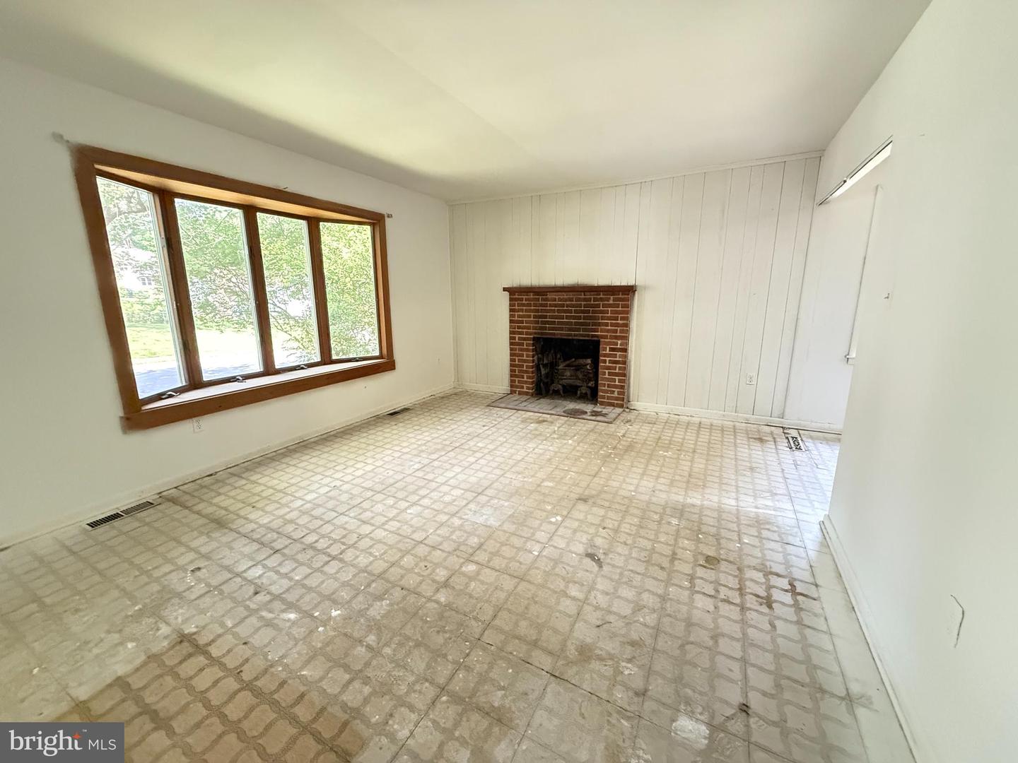 12909 COHASSET LN, WOODBRIDGE, Virginia 22192, 3 Bedrooms Bedrooms, ,2 BathroomsBathrooms,Residential,For sale,12909 COHASSET LN,VAPW2094806 MLS # VAPW2094806