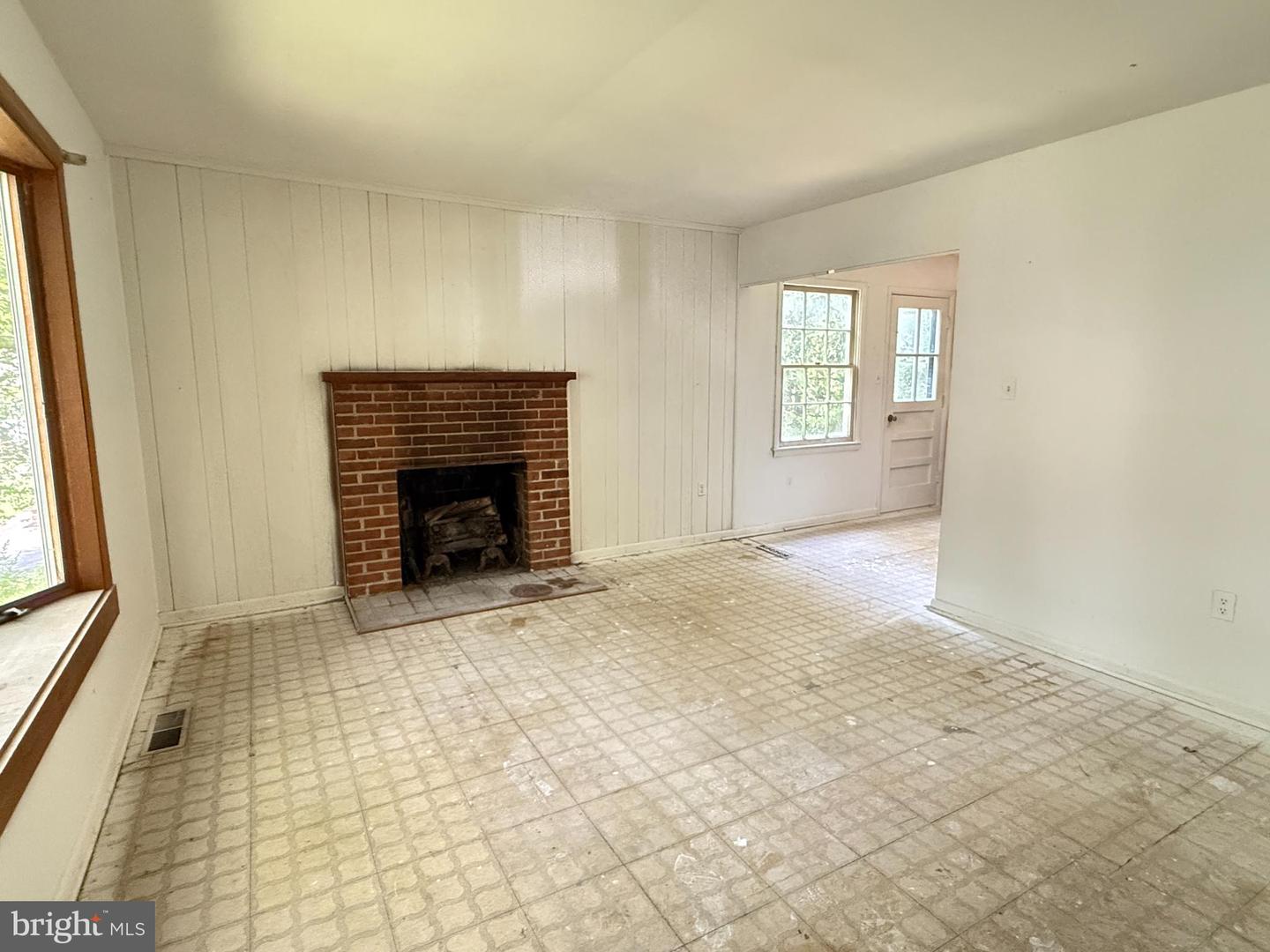 12909 COHASSET LN, WOODBRIDGE, Virginia 22192, 3 Bedrooms Bedrooms, ,2 BathroomsBathrooms,Residential,For sale,12909 COHASSET LN,VAPW2094806 MLS # VAPW2094806