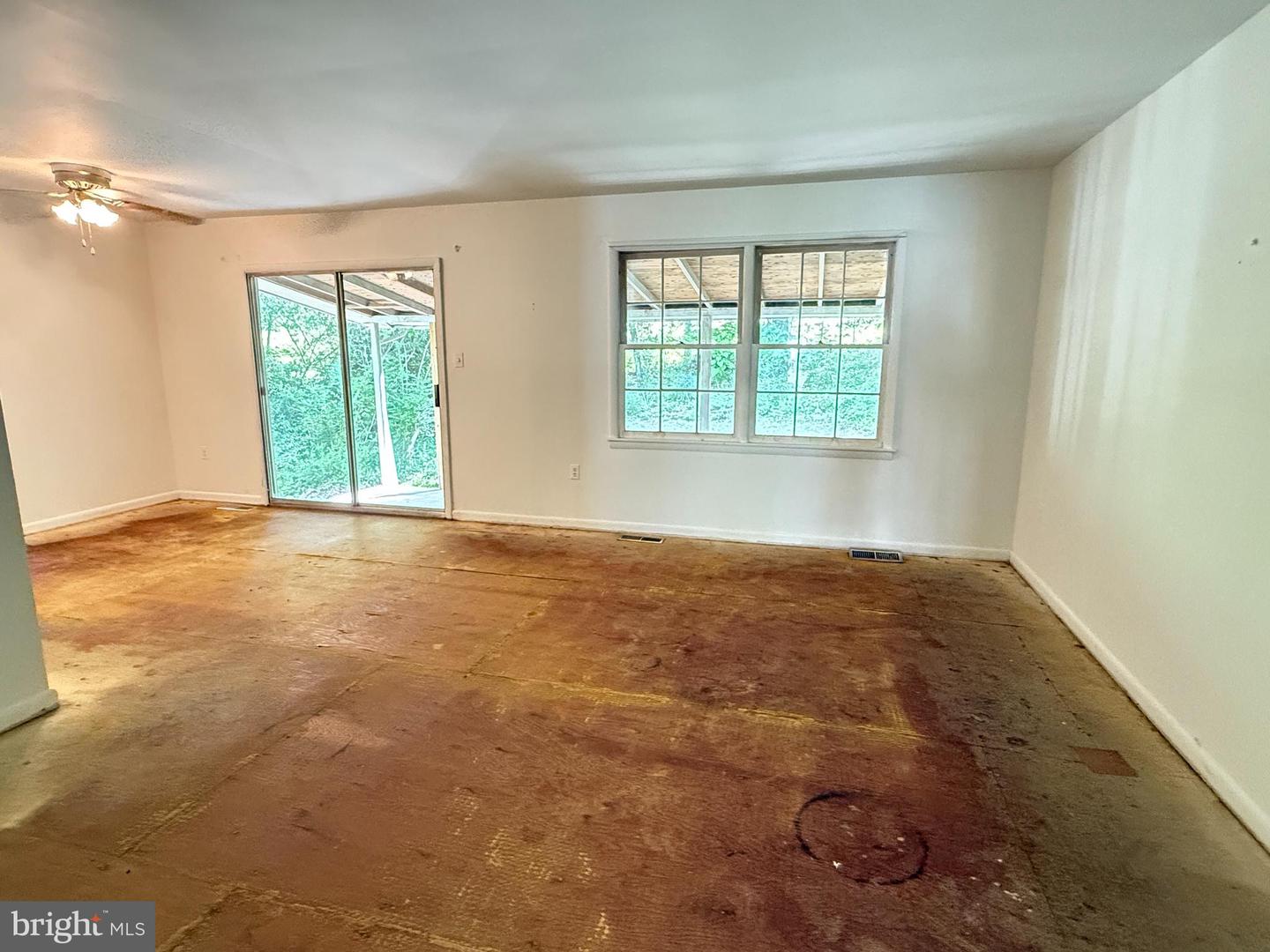 12909 COHASSET LN, WOODBRIDGE, Virginia 22192, 3 Bedrooms Bedrooms, ,2 BathroomsBathrooms,Residential,For sale,12909 COHASSET LN,VAPW2094806 MLS # VAPW2094806