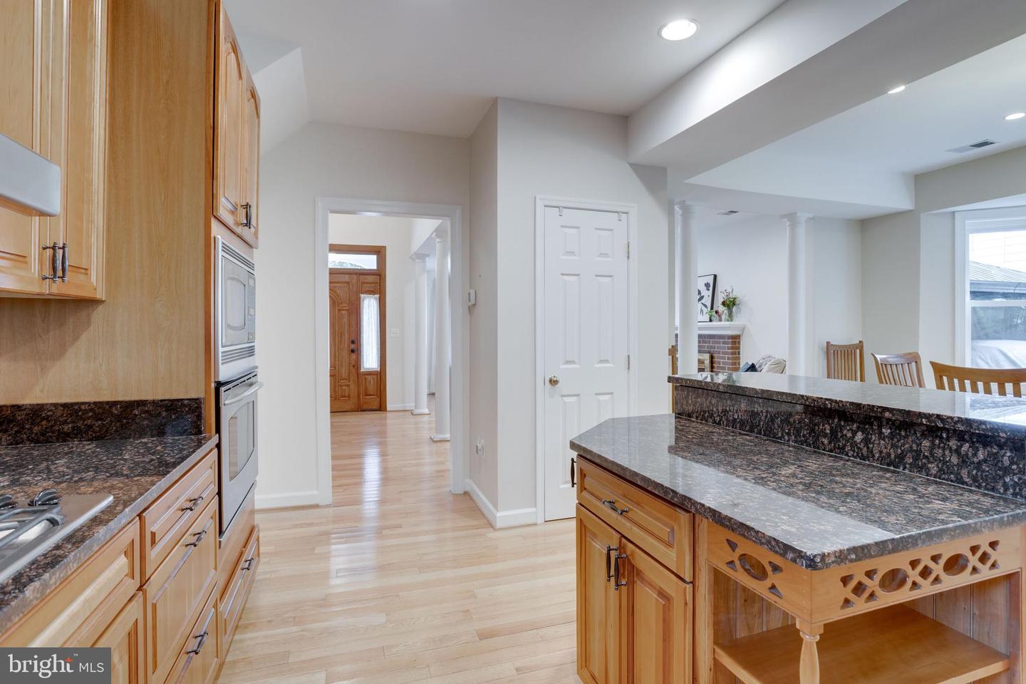 5337 RAVENSWORTH RD, SPRINGFIELD, Virginia 22151, 5 Bedrooms Bedrooms, ,3 BathroomsBathrooms,Residential,For sale,5337 RAVENSWORTH RD,VAFX2241250 MLS # VAFX2241250