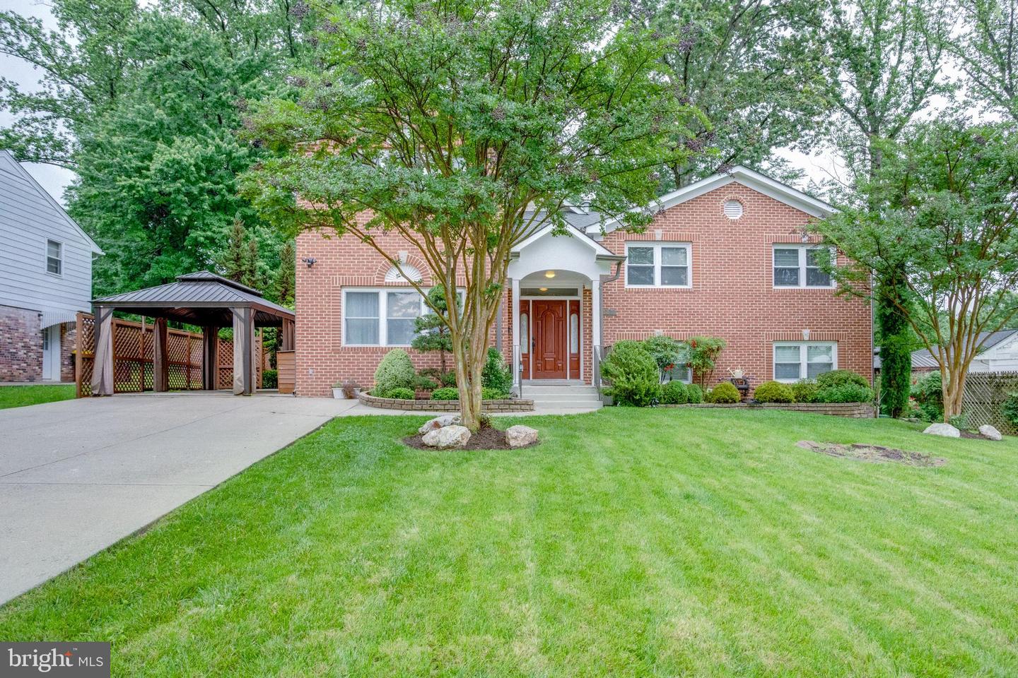 5337 RAVENSWORTH RD, SPRINGFIELD, Virginia 22151, 5 Bedrooms Bedrooms, ,3 BathroomsBathrooms,Residential,For sale,5337 RAVENSWORTH RD,VAFX2241250 MLS # VAFX2241250