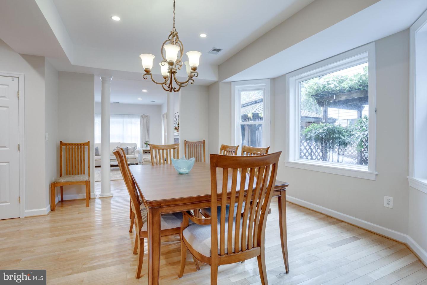 5337 RAVENSWORTH RD, SPRINGFIELD, Virginia 22151, 5 Bedrooms Bedrooms, ,3 BathroomsBathrooms,Residential,For sale,5337 RAVENSWORTH RD,VAFX2241250 MLS # VAFX2241250