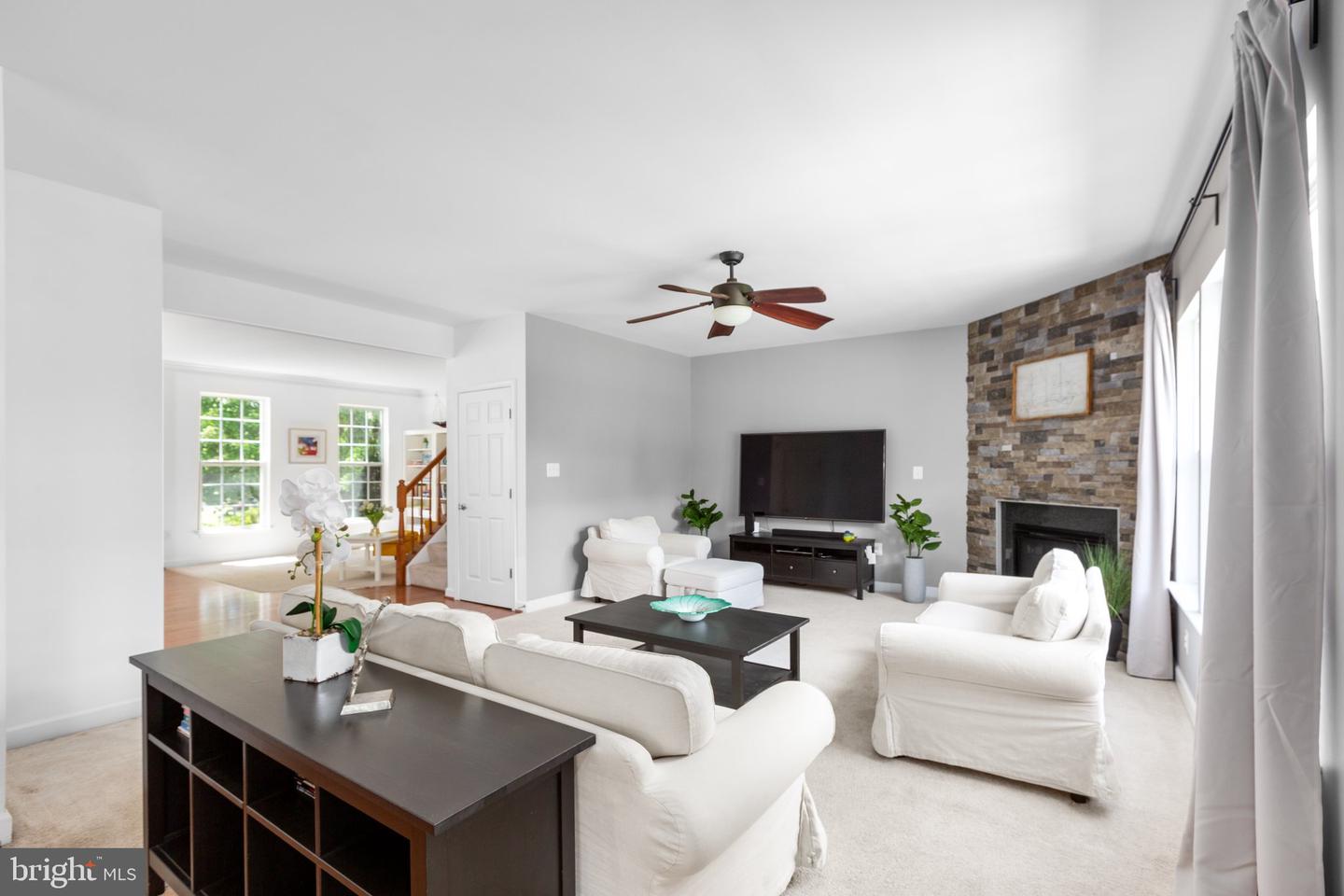 9016 LAUREL OAK LN, FREDERICKSBURG, Virginia 22407, 4 Bedrooms Bedrooms, ,2 BathroomsBathrooms,Residential,For sale,9016 LAUREL OAK LN,VASP2033190 MLS # VASP2033190