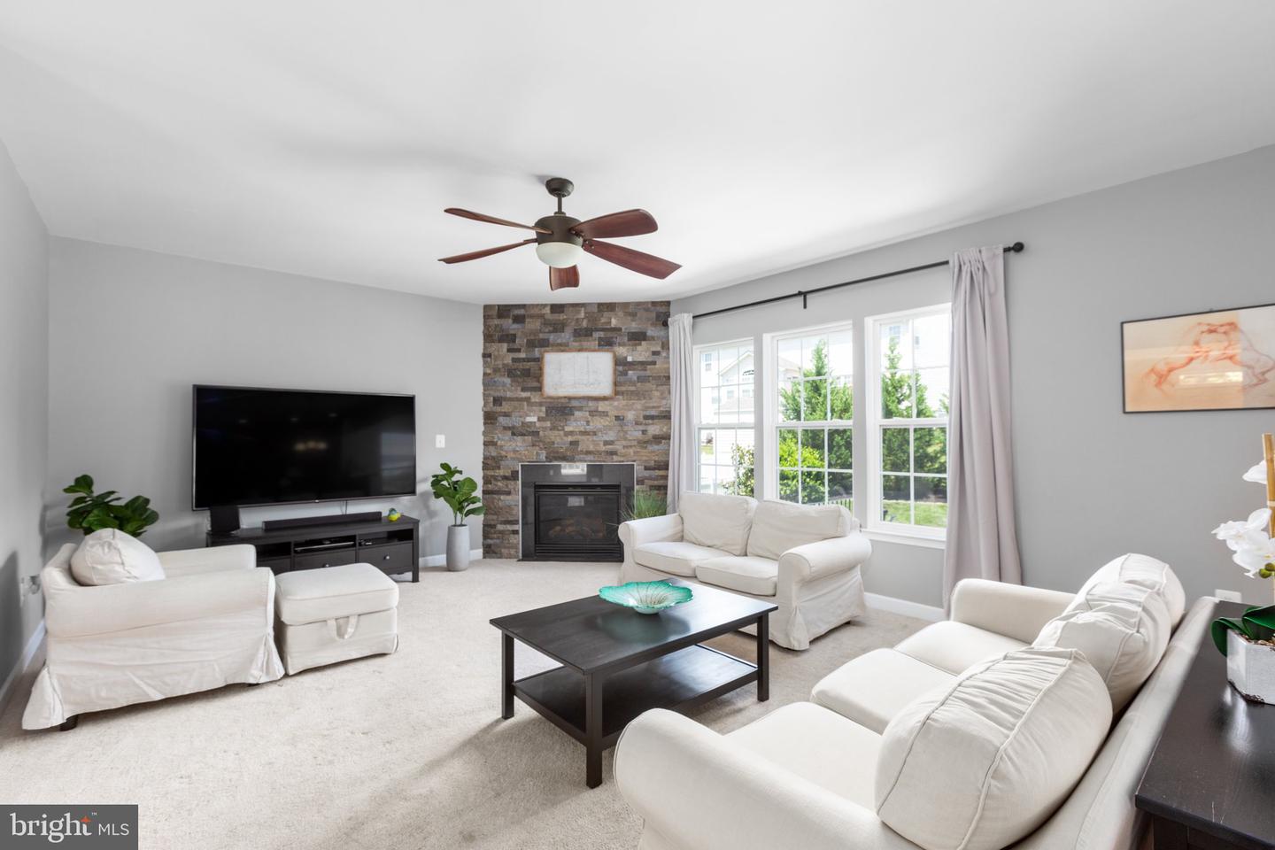 9016 LAUREL OAK LN, FREDERICKSBURG, Virginia 22407, 4 Bedrooms Bedrooms, ,2 BathroomsBathrooms,Residential,For sale,9016 LAUREL OAK LN,VASP2033190 MLS # VASP2033190