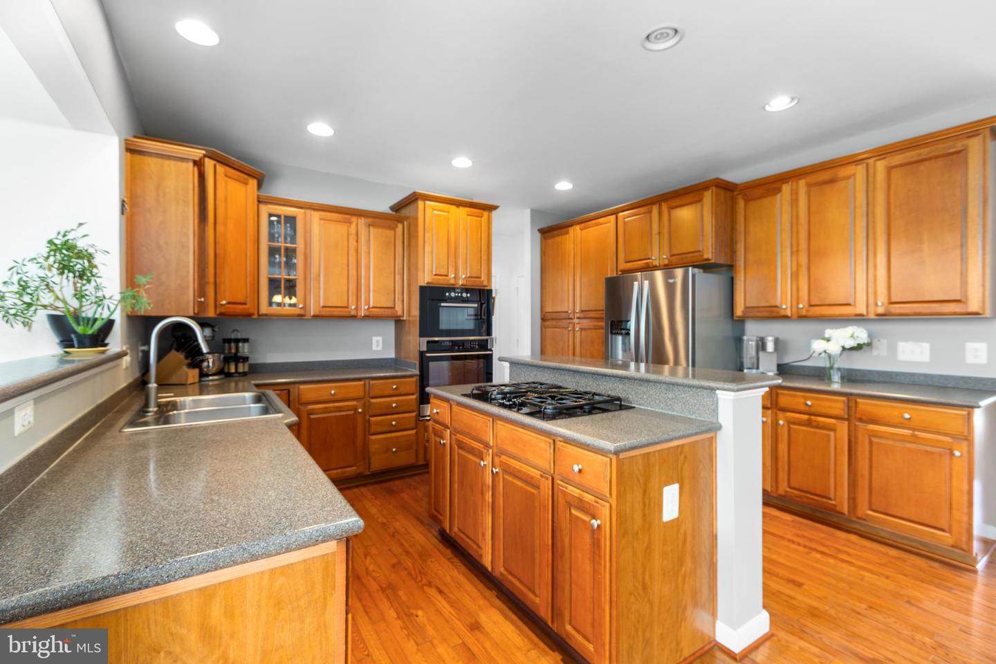 9016 LAUREL OAK LN, FREDERICKSBURG, Virginia 22407, 4 Bedrooms Bedrooms, ,2 BathroomsBathrooms,Residential,For sale,9016 LAUREL OAK LN,VASP2033190 MLS # VASP2033190
