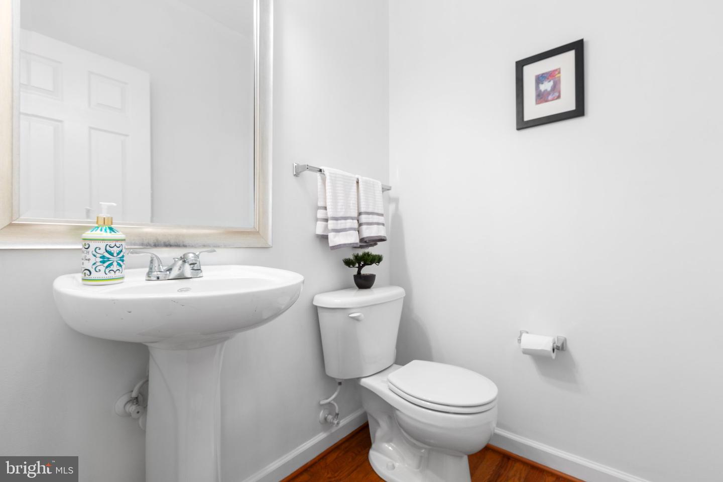 9016 LAUREL OAK LN, FREDERICKSBURG, Virginia 22407, 4 Bedrooms Bedrooms, ,2 BathroomsBathrooms,Residential,For sale,9016 LAUREL OAK LN,VASP2033190 MLS # VASP2033190