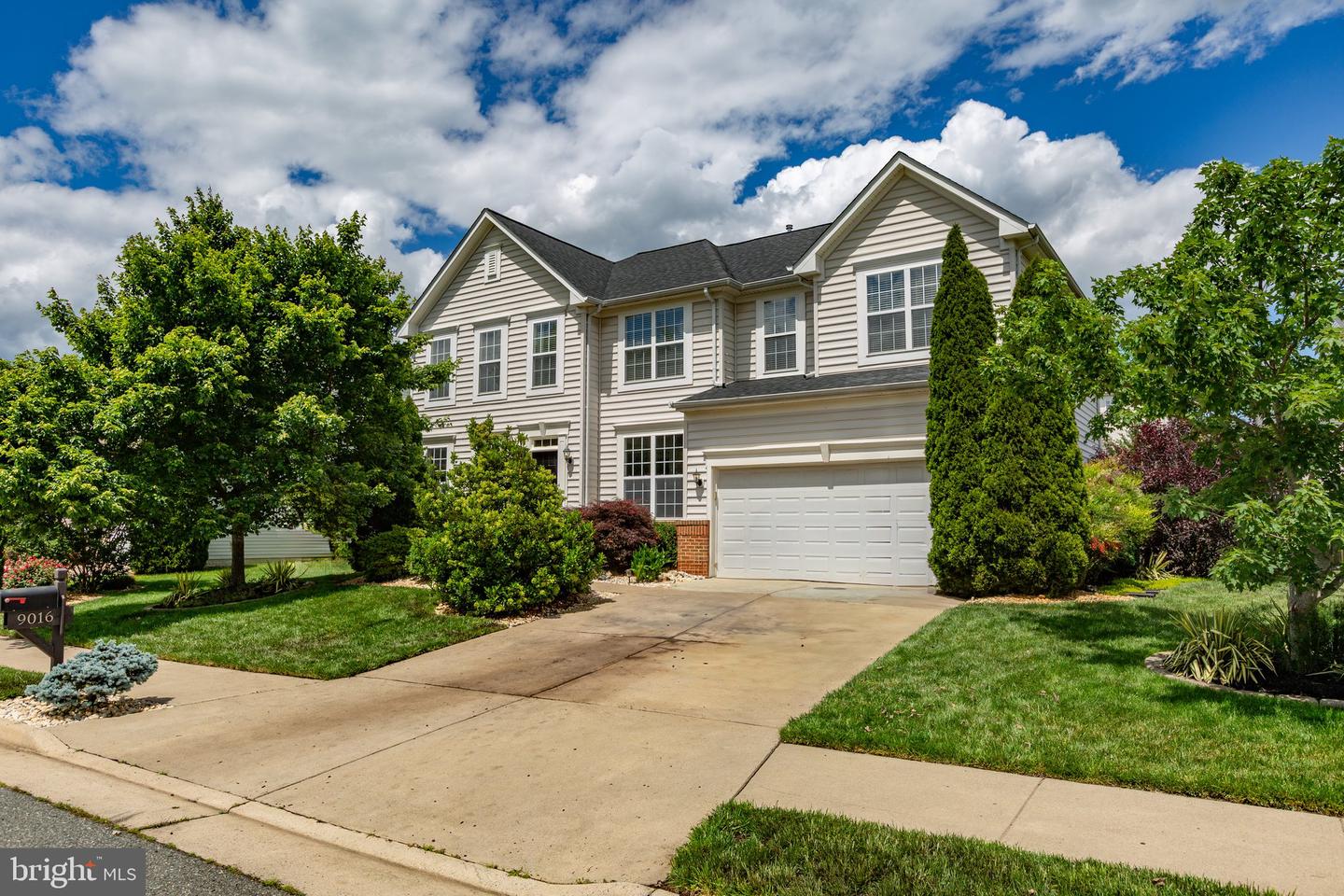 9016 LAUREL OAK LN, FREDERICKSBURG, Virginia 22407, 4 Bedrooms Bedrooms, ,2 BathroomsBathrooms,Residential,For sale,9016 LAUREL OAK LN,VASP2033190 MLS # VASP2033190