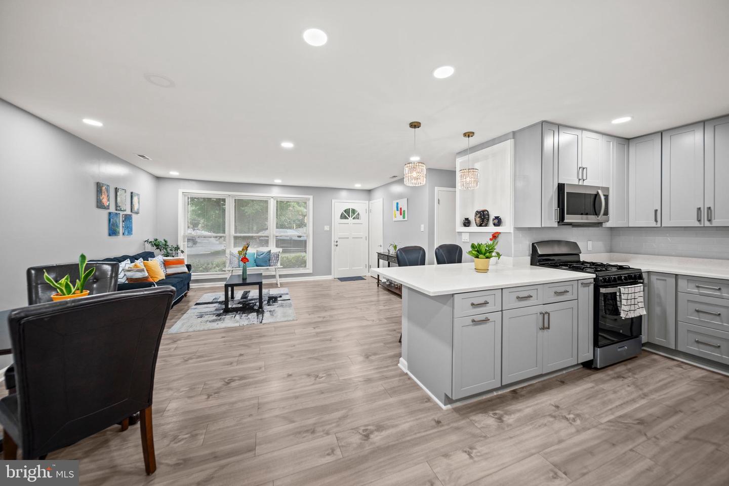 6019 ROSE HILL DR, ALEXANDRIA, Virginia 22310, 3 Bedrooms Bedrooms, ,2 BathroomsBathrooms,Residential,For sale,6019 ROSE HILL DR,VAFX2241280 MLS # VAFX2241280