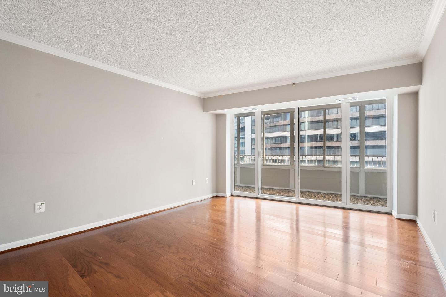 1300 CRYSTAL DR #1408S, ARLINGTON, Virginia 22202, 2 Bedrooms Bedrooms, ,1 BathroomBathrooms,Residential,For sale,1300 CRYSTAL DR #1408S,VAAR2057464 MLS # VAAR2057464