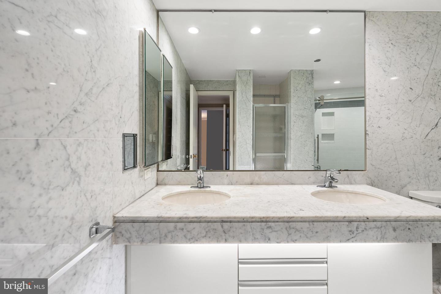 1300 CRYSTAL DR #1408S, ARLINGTON, Virginia 22202, 2 Bedrooms Bedrooms, ,1 BathroomBathrooms,Residential,For sale,1300 CRYSTAL DR #1408S,VAAR2057464 MLS # VAAR2057464