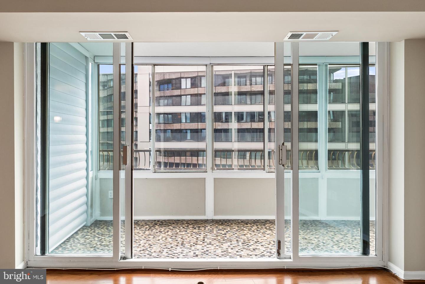 1300 CRYSTAL DR #1408S, ARLINGTON, Virginia 22202, 2 Bedrooms Bedrooms, ,1 BathroomBathrooms,Residential,For sale,1300 CRYSTAL DR #1408S,VAAR2057464 MLS # VAAR2057464