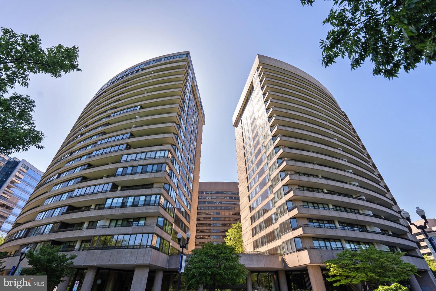1300 CRYSTAL DR #1408S, ARLINGTON, Virginia 22202, 2 Bedrooms Bedrooms, ,1 BathroomBathrooms,Residential,For sale,1300 CRYSTAL DR #1408S,VAAR2057464 MLS # VAAR2057464