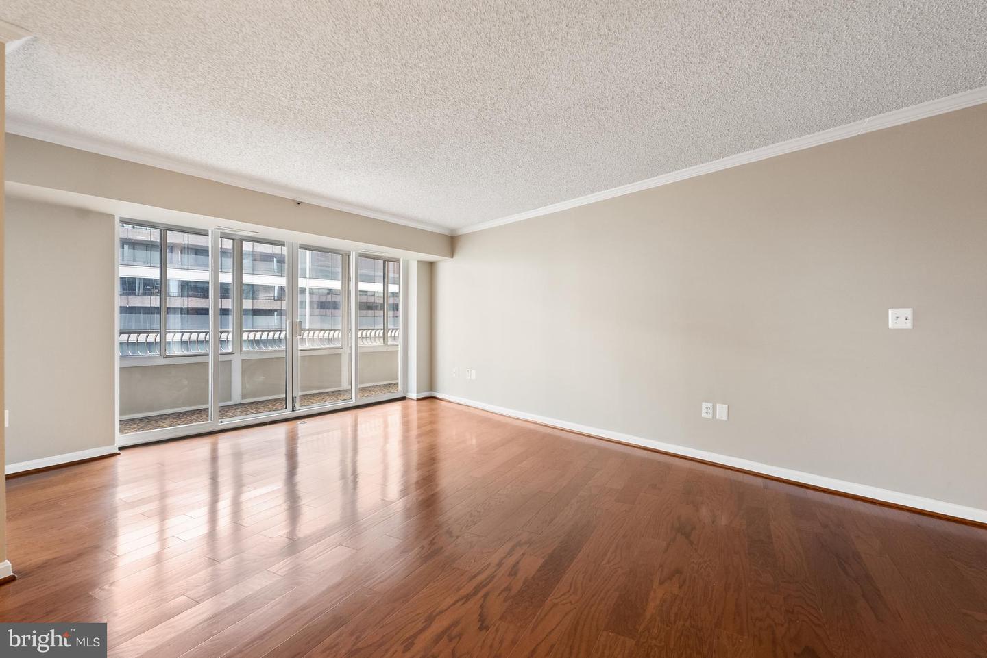 1300 CRYSTAL DR #1408S, ARLINGTON, Virginia 22202, 2 Bedrooms Bedrooms, ,1 BathroomBathrooms,Residential,For sale,1300 CRYSTAL DR #1408S,VAAR2057464 MLS # VAAR2057464