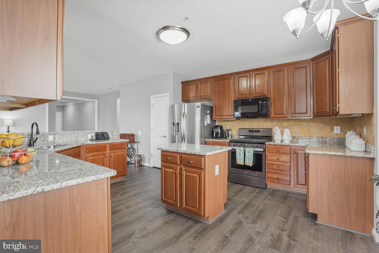 8960 FASCINATION CT #414, LORTON, Virginia 22079, 2 Bedrooms Bedrooms, ,2 BathroomsBathrooms,Residential,For sale,8960 FASCINATION CT #414,VAFX2240900 MLS # VAFX2240900